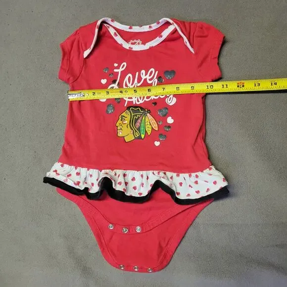Chicago Blackhawks Shirt Bodysuit NHL Shirt Baby Girl 18 Months Rufflles - Picture 3 of 7